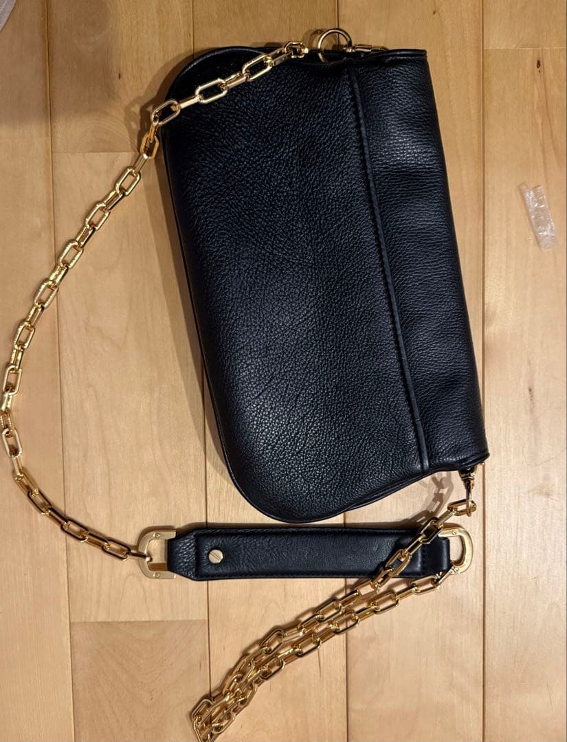 Tory Burch ブラックレザーショルダーバッグ