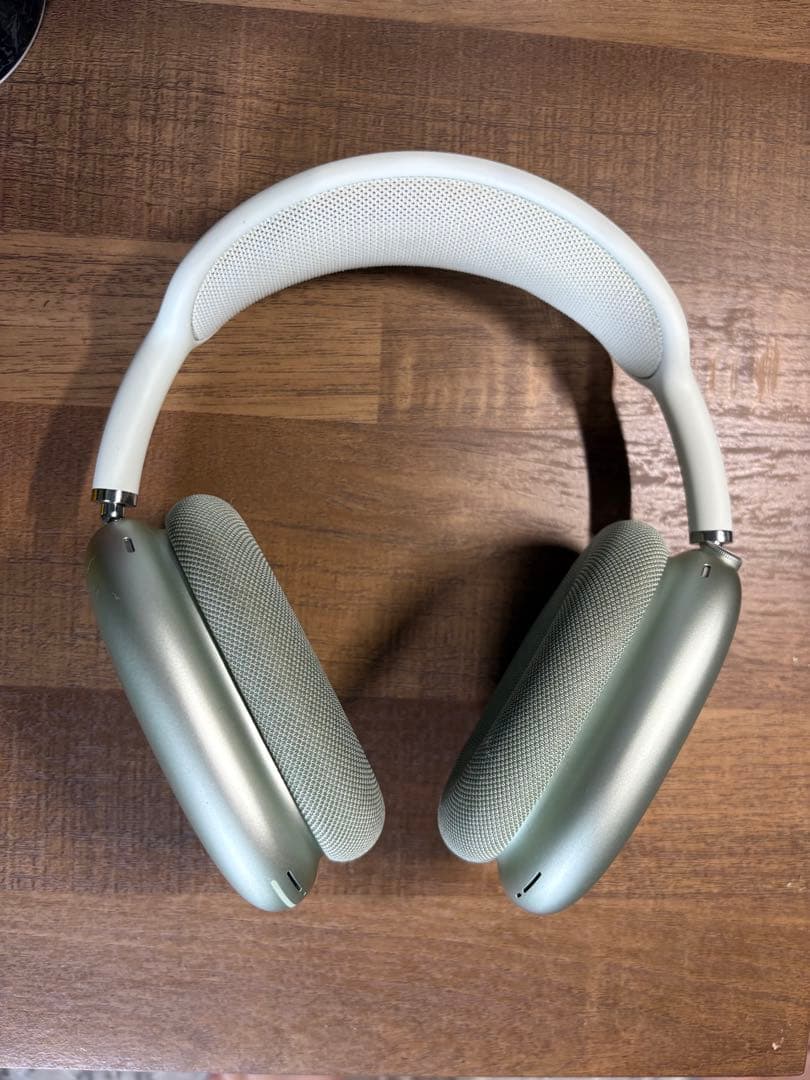 AirPods pro max グリーン