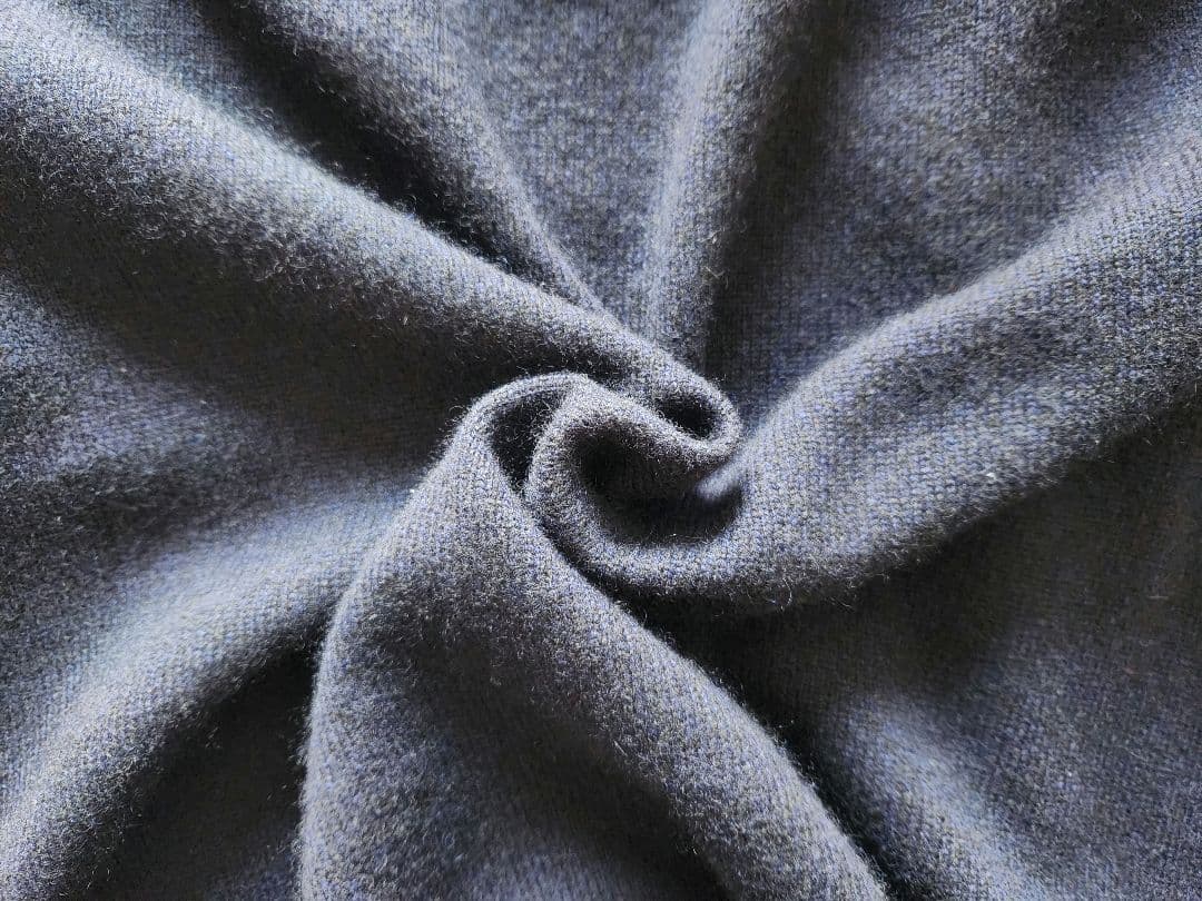 トップス 80s Johnstons of ELGIN Pure Cashmere 42