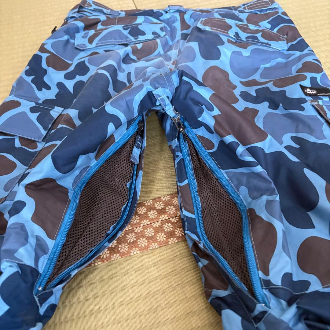 極美品BURTONバートンスノーボードウェア上下セット キッズXL150〜160