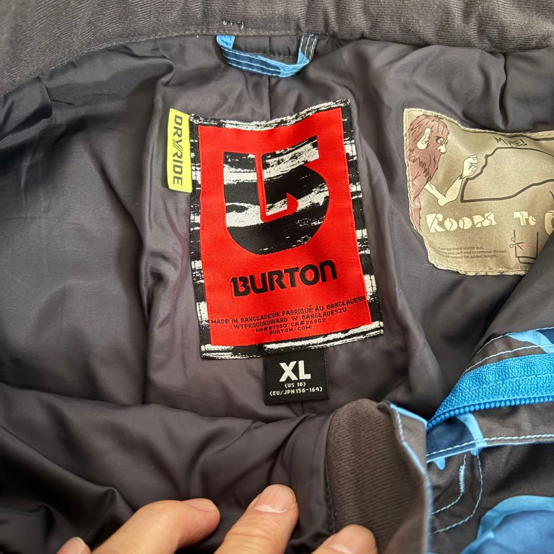極美品BURTONバートンスノーボードウェア上下セット キッズXL150〜160