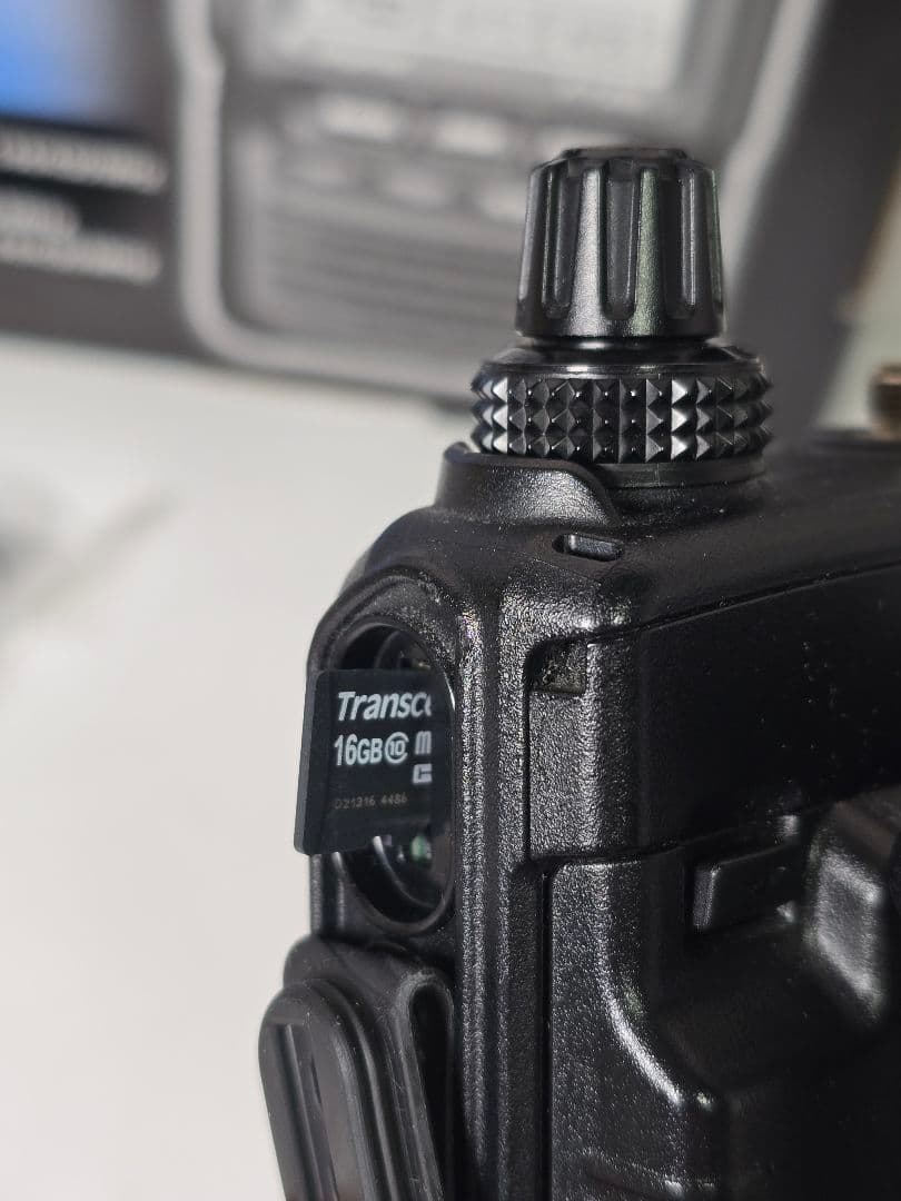 八重洲無線 YAESU FT2D デジタル・アナログトランシーバー CD-41付