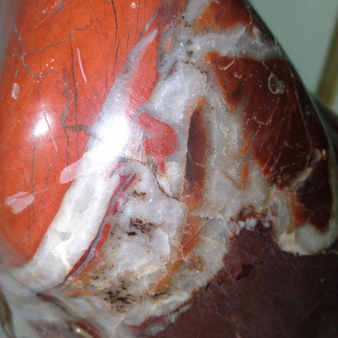 赤玉石　赤石　徳島県産　ジャスパー　　 台付き１個