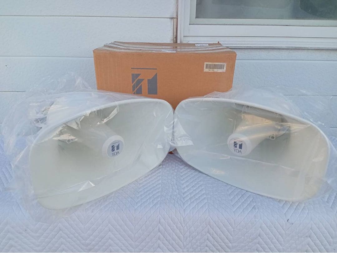 TOA　2個で60W選挙スピーカー広報　車載アンプ60W　マイク1本 スピーカー