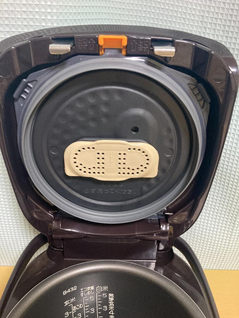 ★美品★ZOJIZUSHI 象印 圧力 IH 炊飯器 ジャー NP-ZF10