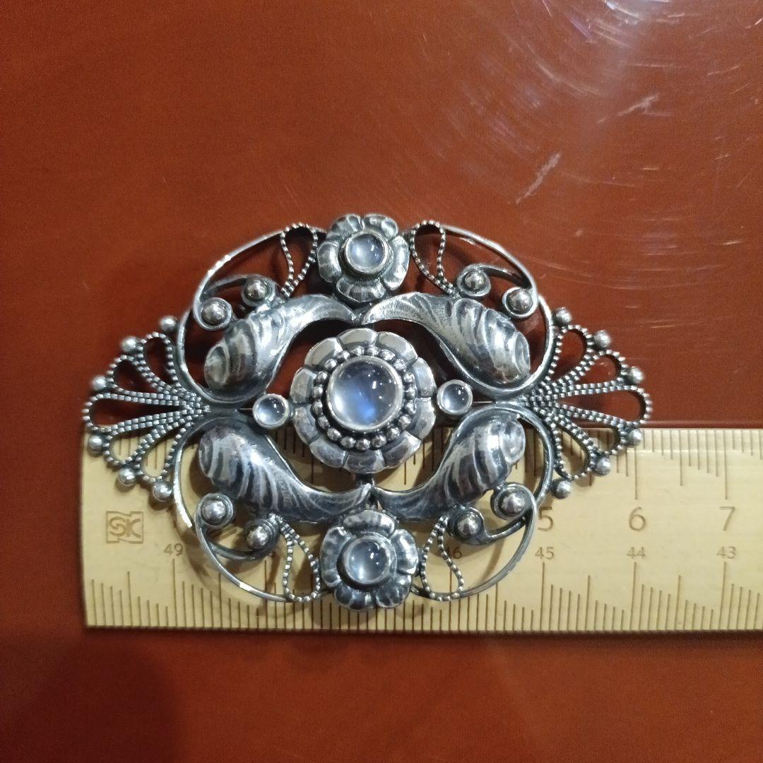 ほぼ未使用　  ブルームーンストーン　ブローチ172A