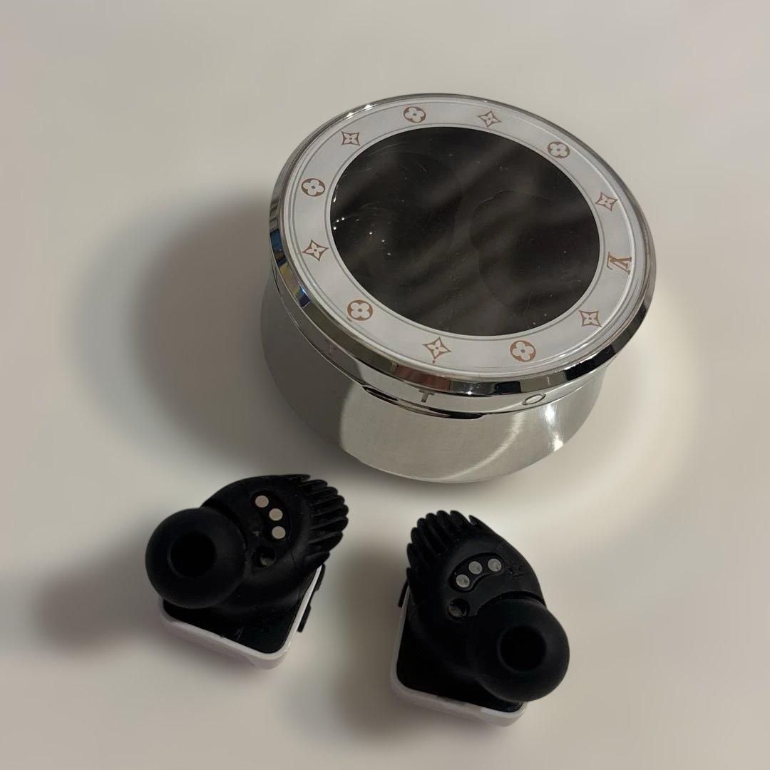 LOUISVUITTON ルイヴィトン ワイヤレスイヤホン モノグラム 白