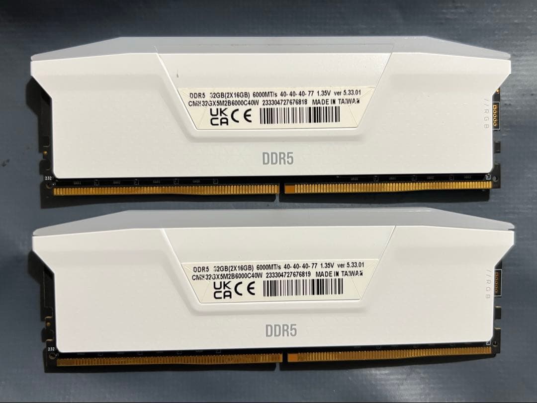 Crucial ddr5 16GB×2枚　ホワイト