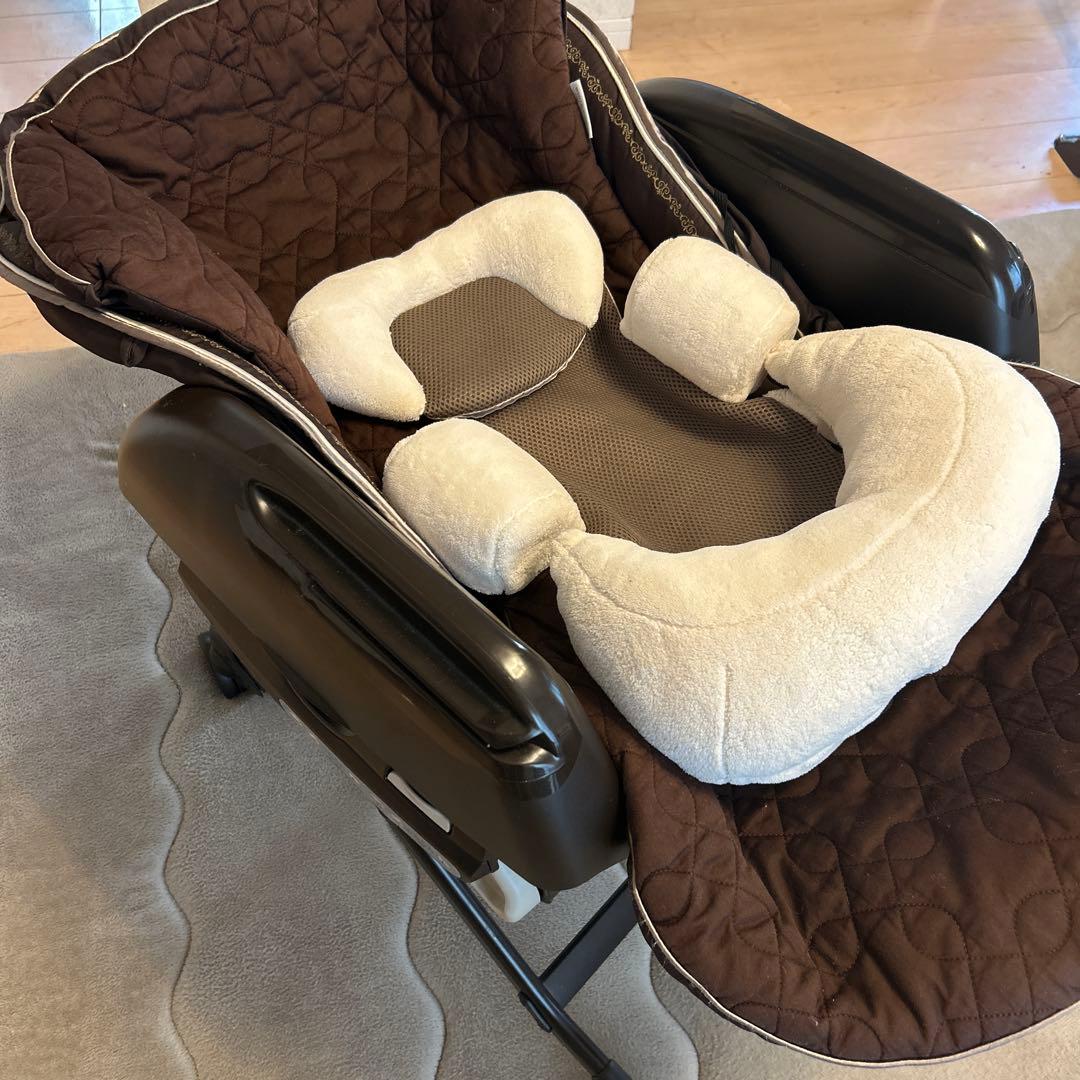 美品‼︎ コンビ　ネムリラ　オートスウィング おやすみダッコプラス　エッグショック