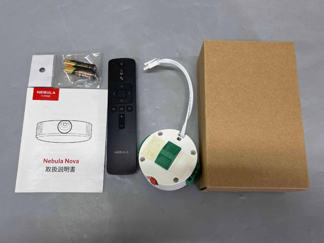 Anker　アンカー　シーリングプロジェクター　NEBULA NOVA