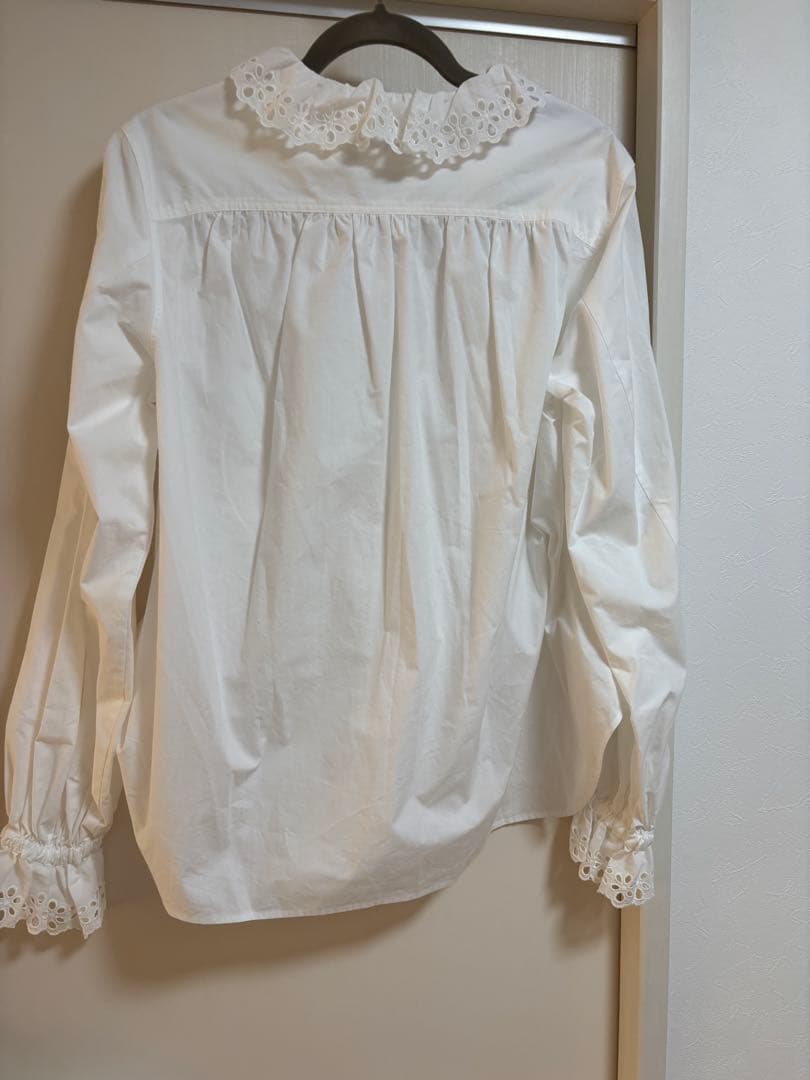 新品タグ付き　シンゾーン THE SHINZONE フリルカラーレースブラウス