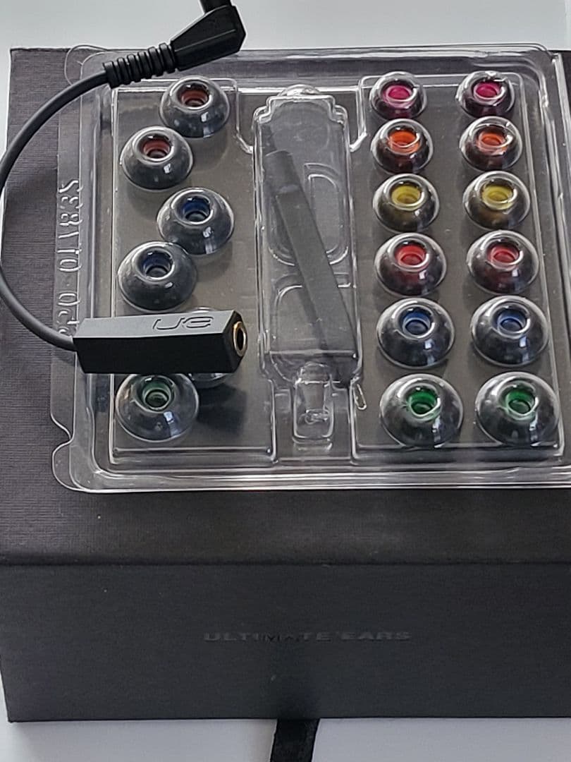 わ*か様 Ultimate Ears UE RR 有線イヤホン