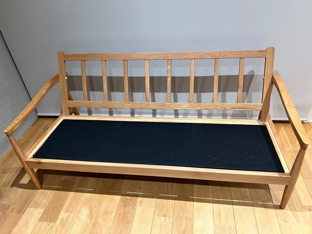 ペーパーナイフソファ風　3人掛け　ネイビー