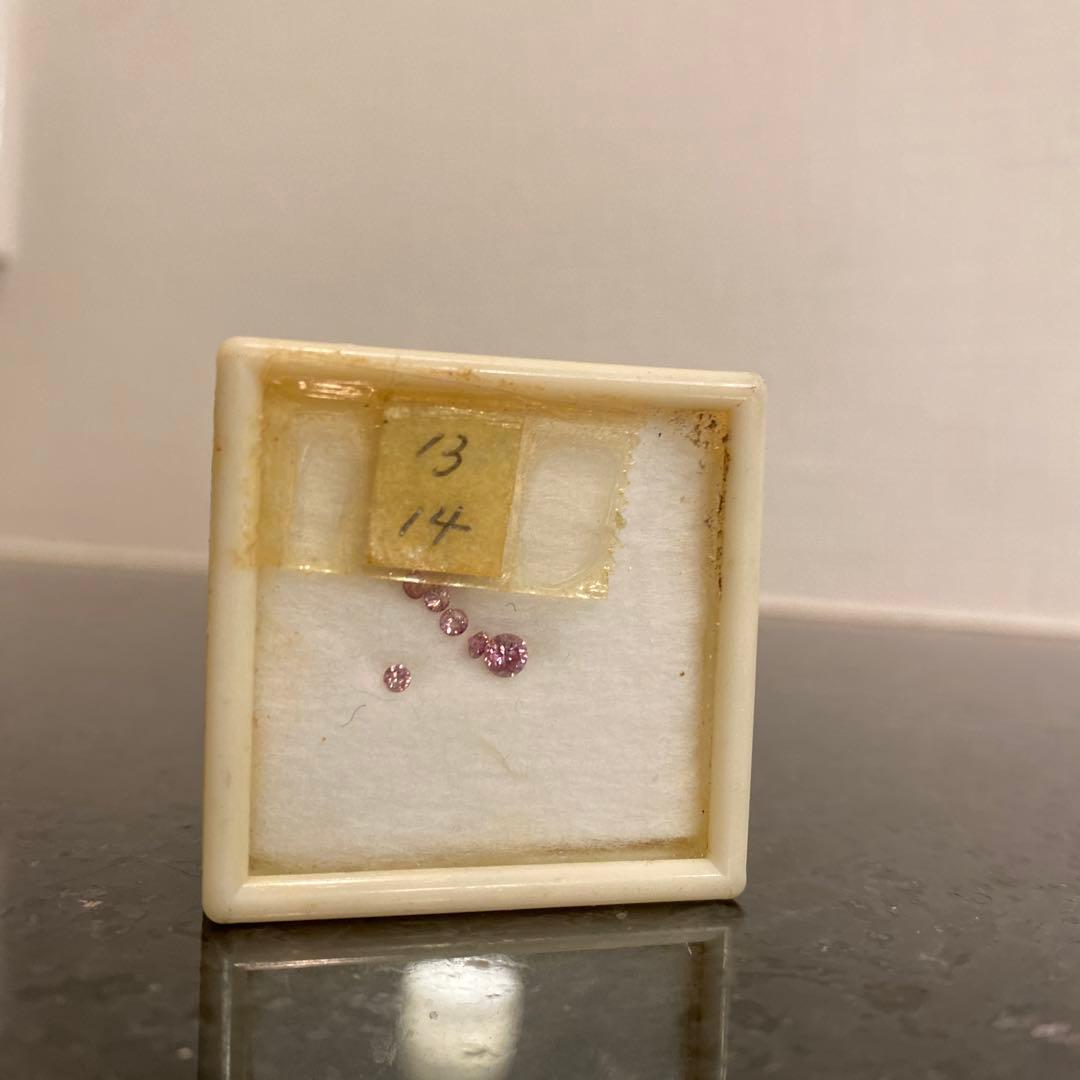 【お得♡】ピンクダイヤ　６粒