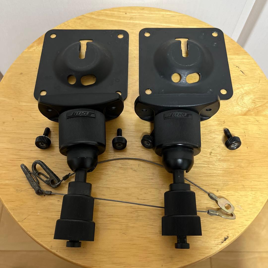 BOSE 101MM スピーカー２個※壁や天井取付専用のフック２セット付き