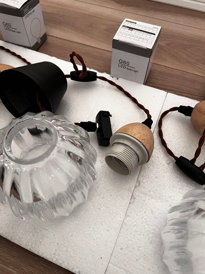 美品　ペンダントライト3個　購入時15800円