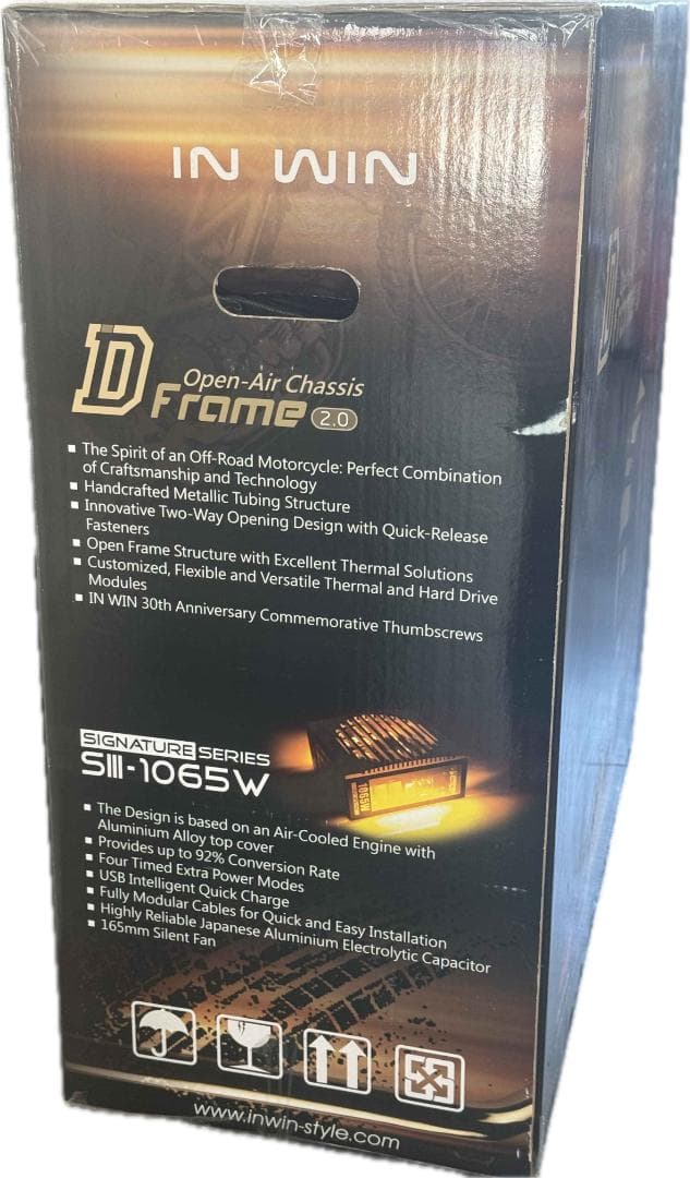 [超希少]　PCケース　未使用品　D-Frame 2.0　1065Wの電源付き