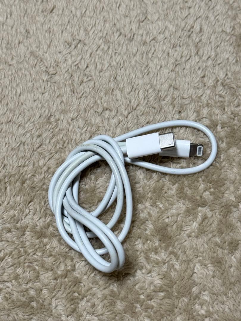 apple iPad 第8世代　32GB simフリー スペースグレー