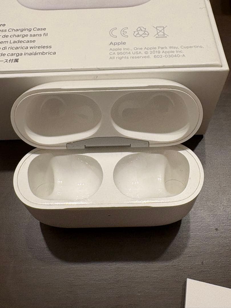 Apple AirPods Pro 第1世代 本体【純正品】