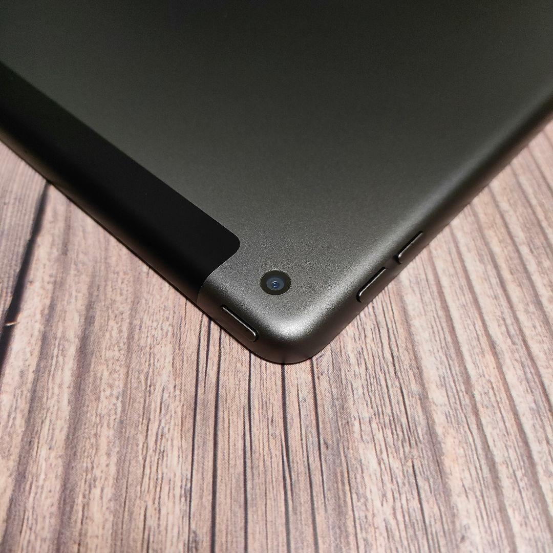 Apple iPad 第7世代 32GB SIMフリー 新品近い