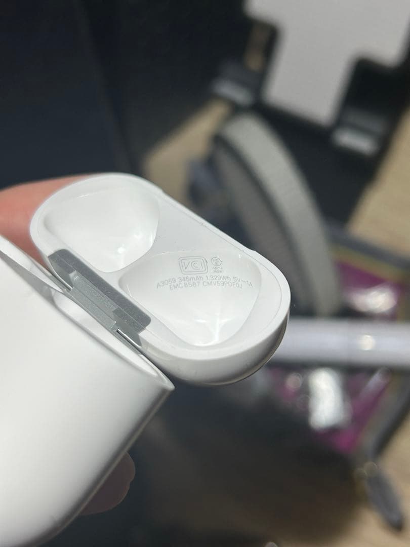 11/15(土)までの限定価格‼️AirPods 4ノイズキャンセリング 付き
