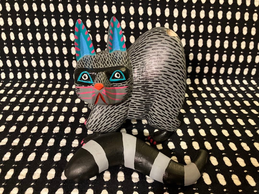 メキシコ オアハカ ウッドカービング アライグマ エドゥアルド・ヒメネス