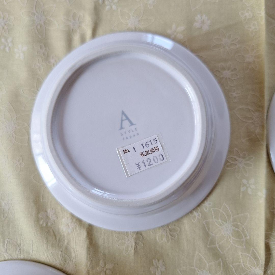 aito製作所　tint　白い食器セット