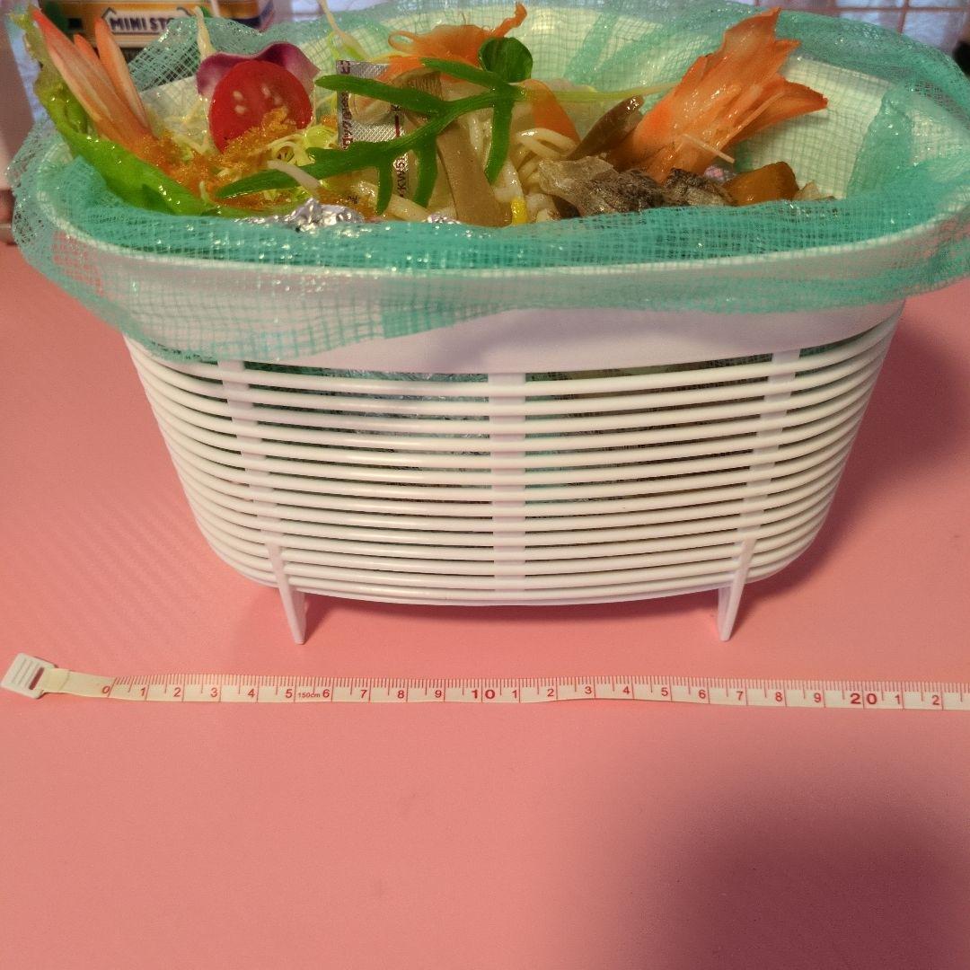 食品サンプル 実物大 三角コーナー　台所　キッチン　食べ残し