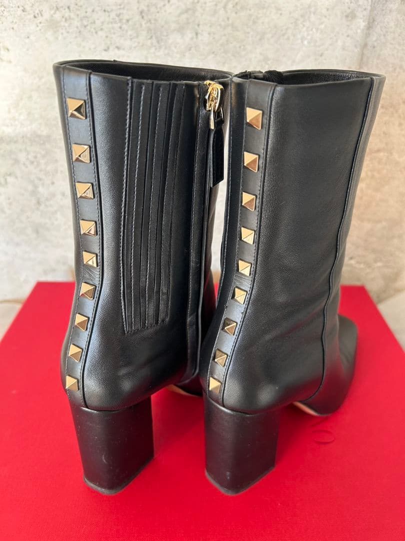 A*ス様 ヴァレンティノ ブーツ