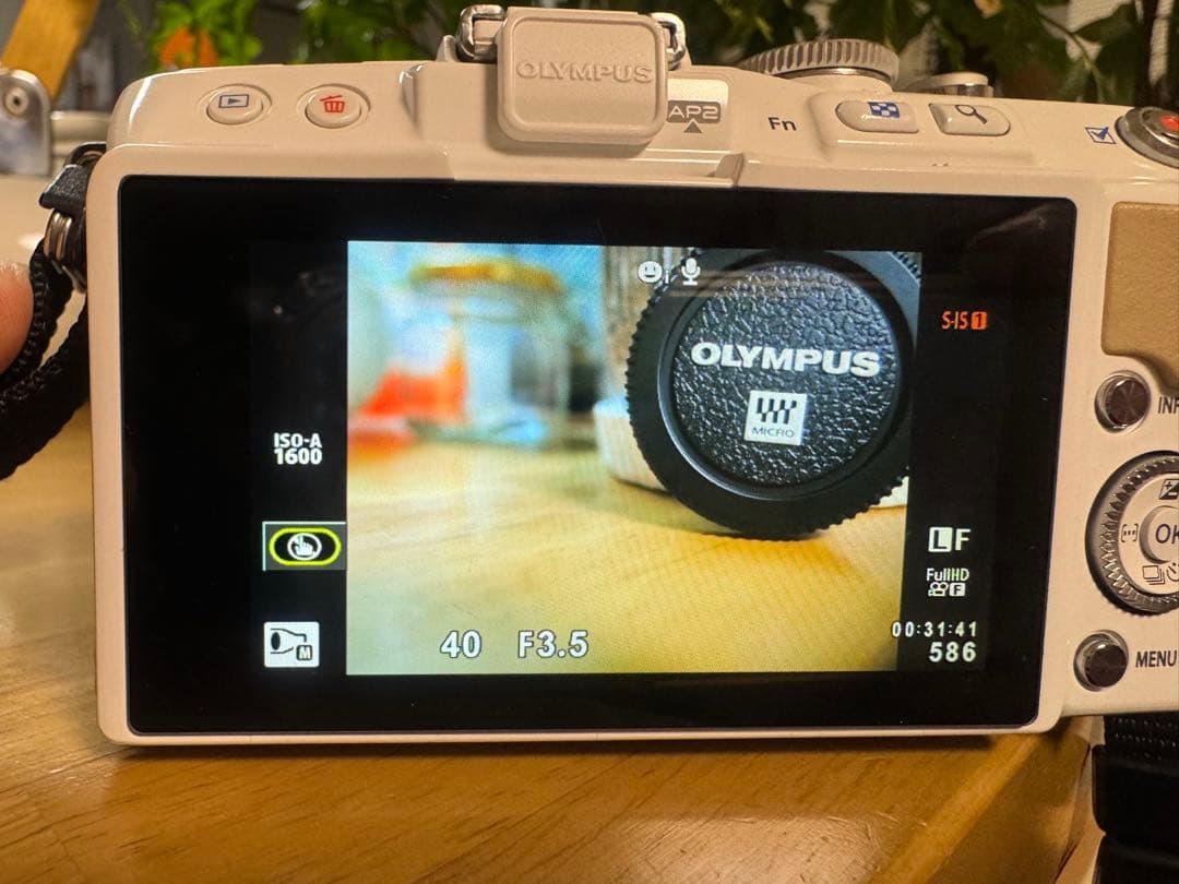 OLYMPUS PEN Lite E-PL5 ホワイト【訳あり】