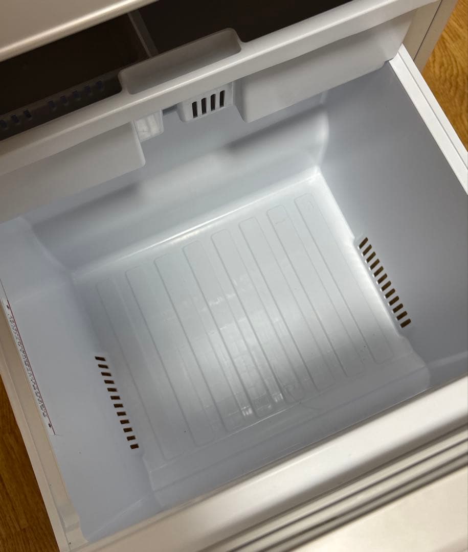 【たのメル便】ノンフロン冷凍冷蔵庫MR-CX27G-W 272L 2021年度