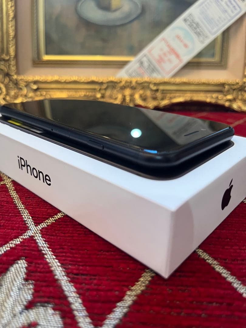 iPhone SE2 64GB 美品 ブラック ios26