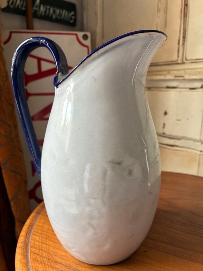 フランス　アンティーク　ホーロー　ジャグ　ピッチャー　水差し　ホワイト　100年