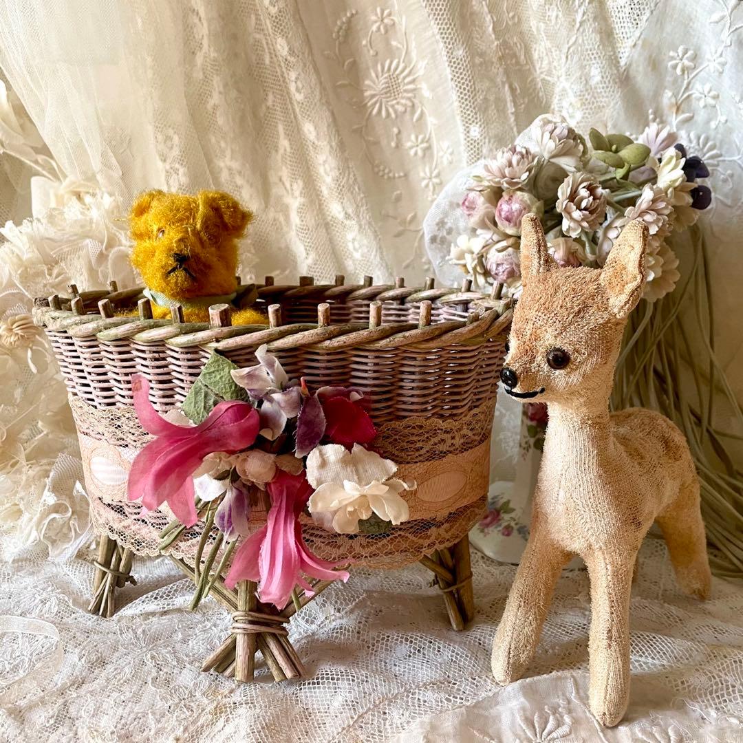 布花付きピンクドールパニエ　フランスアンティーク　かごカゴ籠　プレゼンテーション