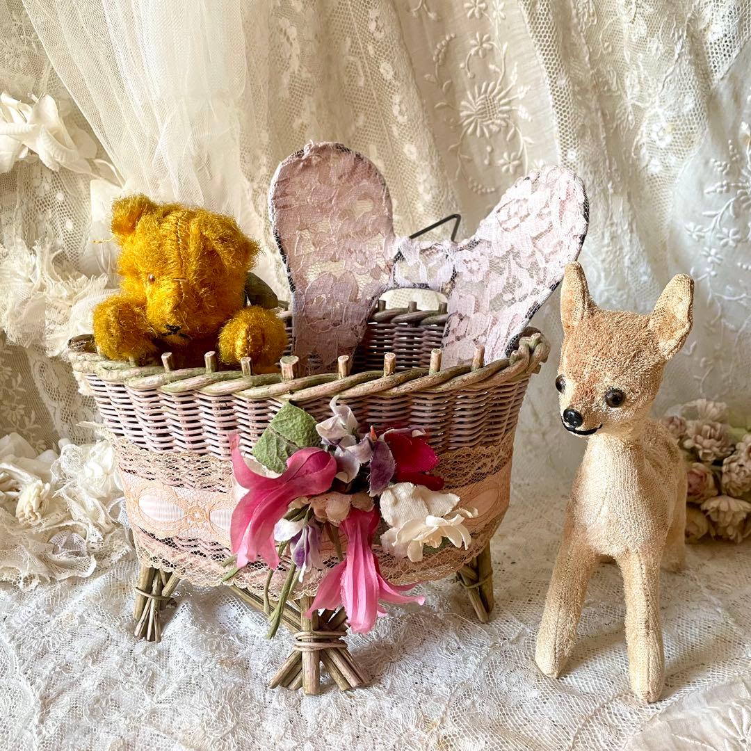 布花付きピンクドールパニエ　フランスアンティーク　かごカゴ籠　プレゼンテーション