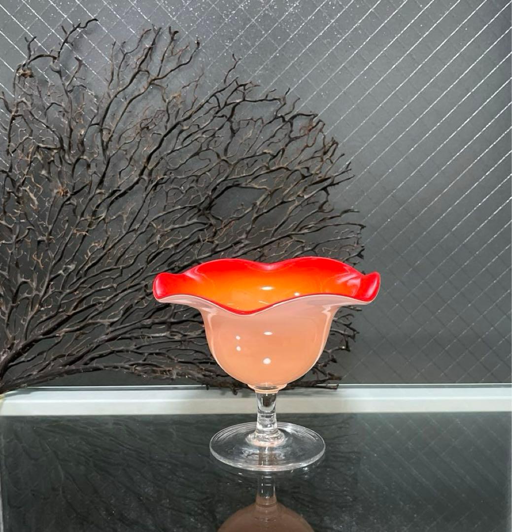 骨董　時代　２色バイカラーフリル 乳白色ガラス　橙色　脚付コンポート　菓子器