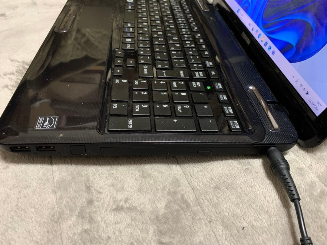 dynabook T451/46EB / i5/SSD256G/メモリ8G
