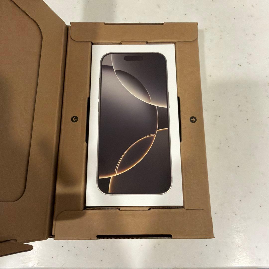 ⭐️iPhone 16 Pro 256GB 本体⭐️ ナチュラルチタニウム