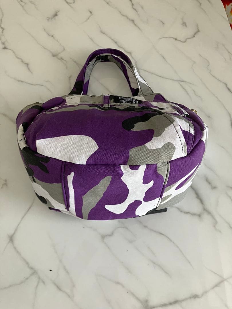 822ＣＫＡのカカ　大きめ迷彩柄デニムリメイクバック　ハンドメイド2点