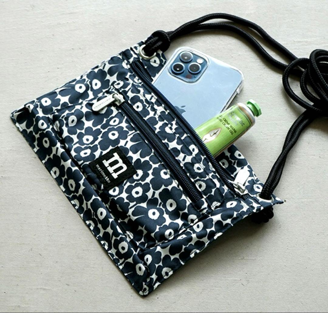 ＝新品未使用＆廃盤品＝人気完売品　マリメッコ　marimekko トラベルポーチ