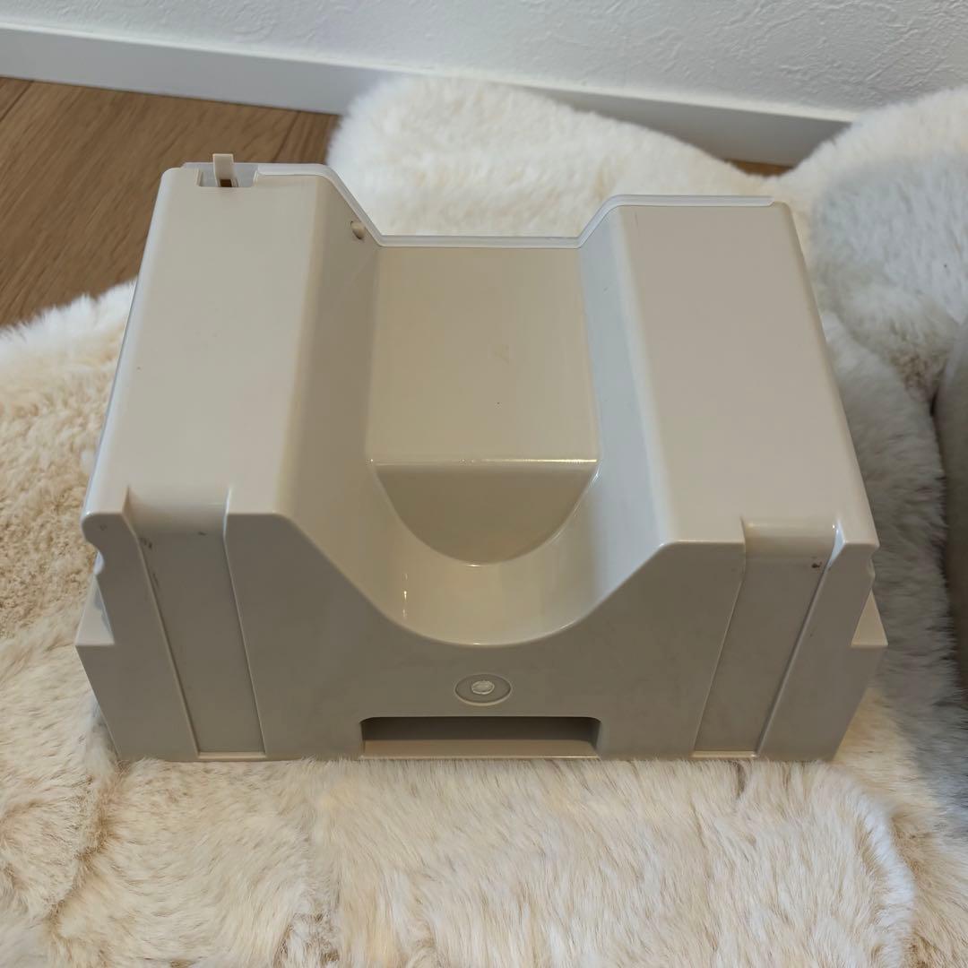 【美品】アイリスオーヤマ コンプレッサー除湿機5.6L KIJC-J56