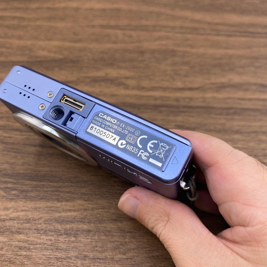 CASIO カシオ メガピクセル6.0 EX-Z600 Y-5