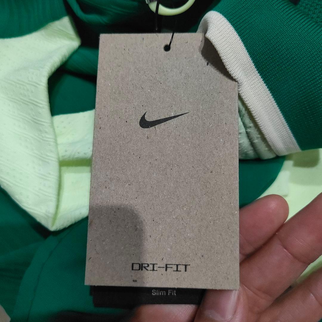 ナイキコート　NIKECOURT　 スラム ポロシャツ　テニスウェア　小田凱人