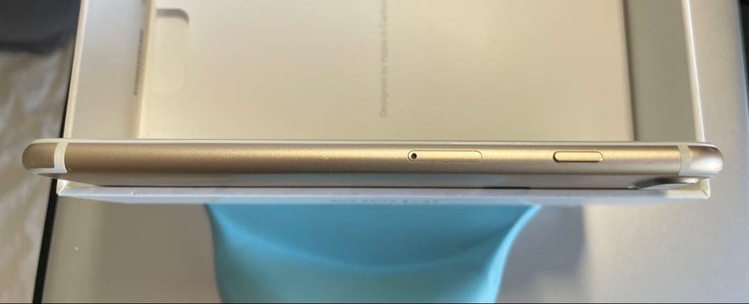 【新品液晶】iPhone 7 Plus Gold 256GB SIMフリー