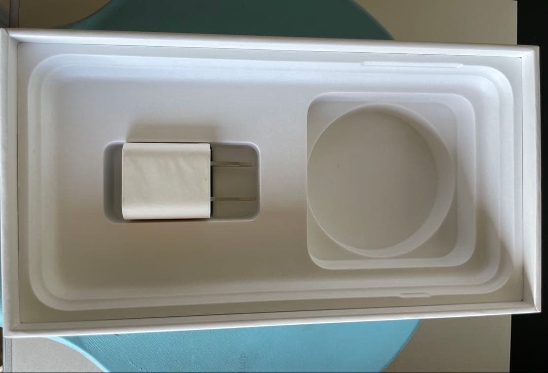 【新品液晶】iPhone 7 Plus Gold 256GB SIMフリー