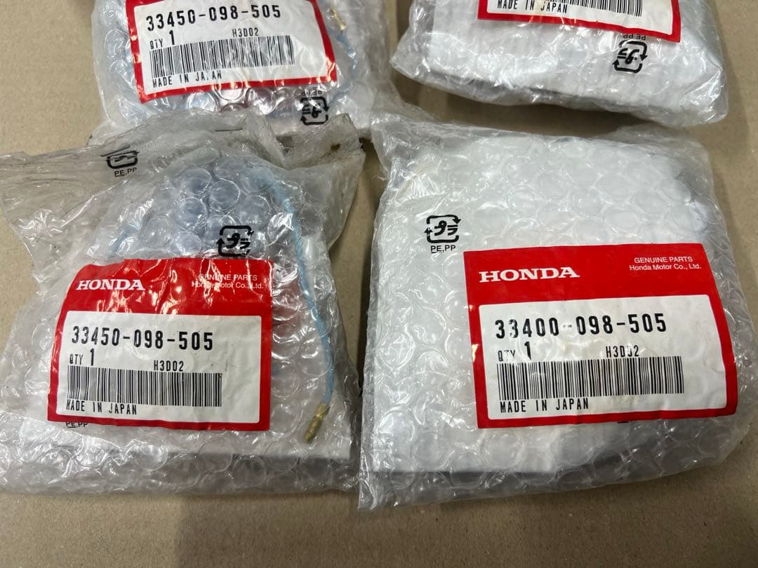 4Lモンキー　　純正ウィンカー　新品未使用品　4個セット(1台分)