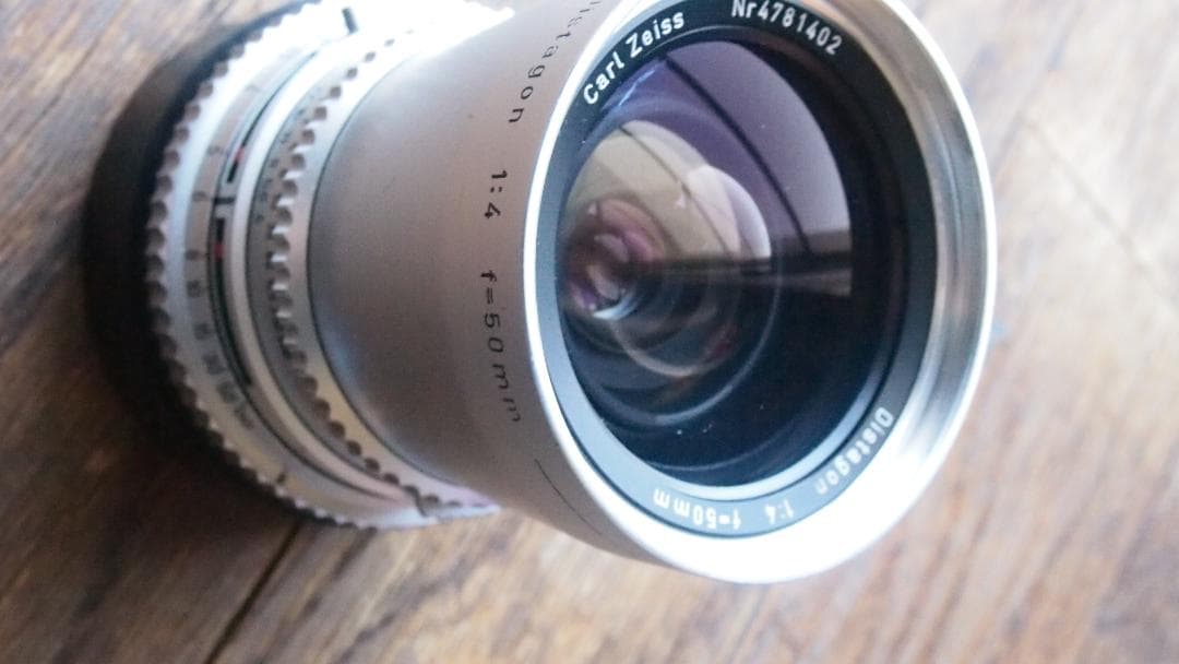 Carl Zeiss Distagon T* 50mm f/4 レンズ