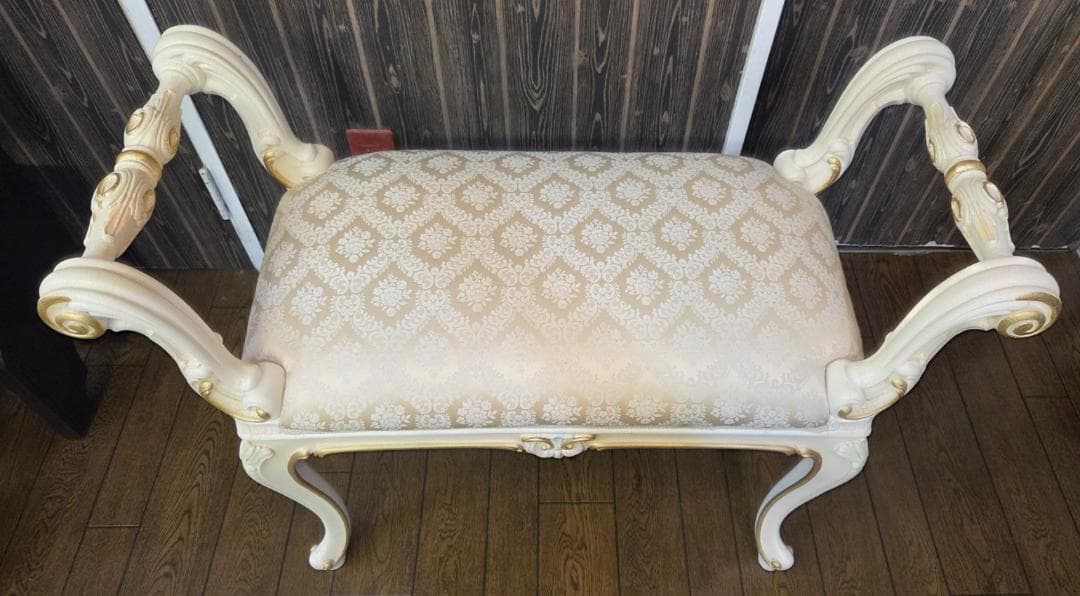 〈たのめる便・現状渡し〉SILIK シリックアンティーク スツール イタリア製