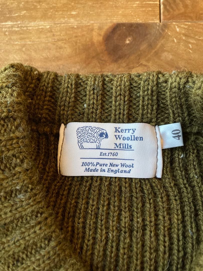 【美品】イングランド製 Kerry Woollen Mills 畔編みニット