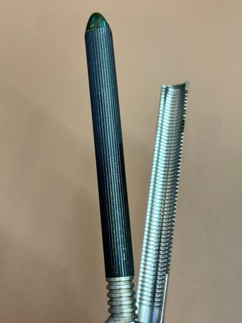 超美品　HAKKO HI-MIC 8ミリ丸アイロン　/レンツアイロン